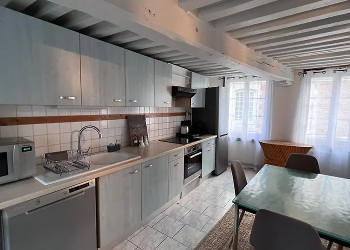 Les Maisons D'augustine, Demeure De Charme De La Cour Ste Catherine Онфлер