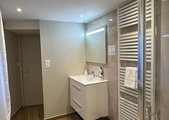 Будинок відпочинку Les Maisons D'augustine, Demeure De Charme De La Cour Ste Catherine