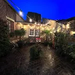 Les Maisons D'augustine, Demeure De Charme De La Cour Ste Catherine Casa vacanze Honfleur