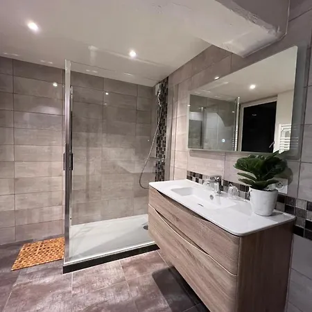 Les Maisons D'augustine, Demeure De Charme De La Cour Ste Catherine Semesterbostad *