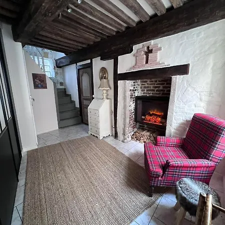 Les Maisons D'augustine, Demeure De Charme De La Cour Ste Catherine Feriehus Honfleur