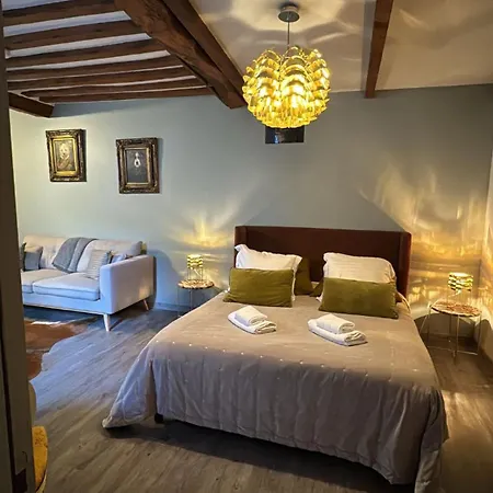 Les Maisons D'augustine, Demeure De Charme De La Cour Ste Catherine הונפלר