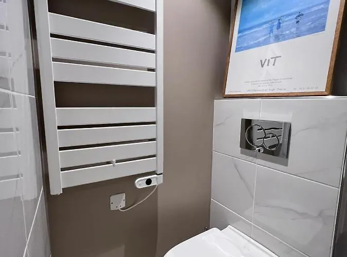 Дом отдыха Les Maisons D'augustine, Demeure De Charme De La Cour Ste Catherine *