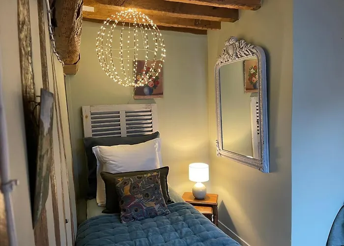 Les Maisons D'augustine, Demeure De Charme De La Cour Ste Catherine Онфлёр