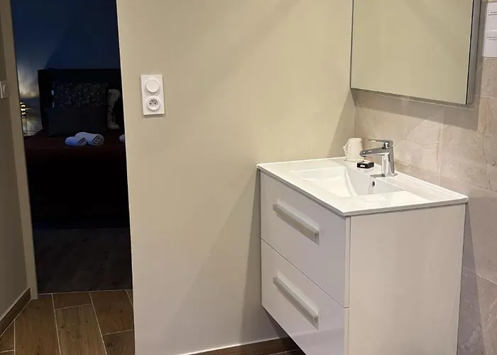 Les Maisons D'augustine, Demeure De Charme De La Cour Ste Catherine * הונפלר